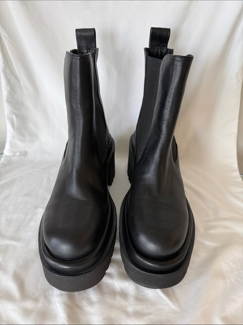 Paloma Barceló Black Leather Chunky Chelsea Boots for Men
